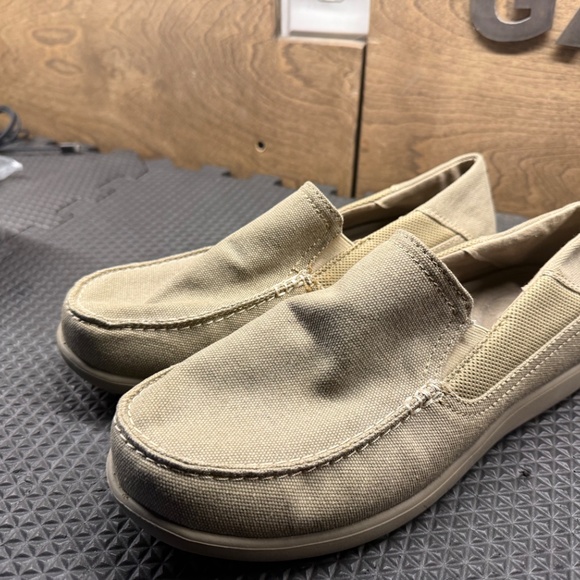 Crocs Santa Cruz Mens Size 9 Casual Loafer Slip On Brown Canvas shoes 202056 - Picture 3 of 6